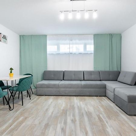 Central Apartment Diamond Бухарест Екстер'єр фото