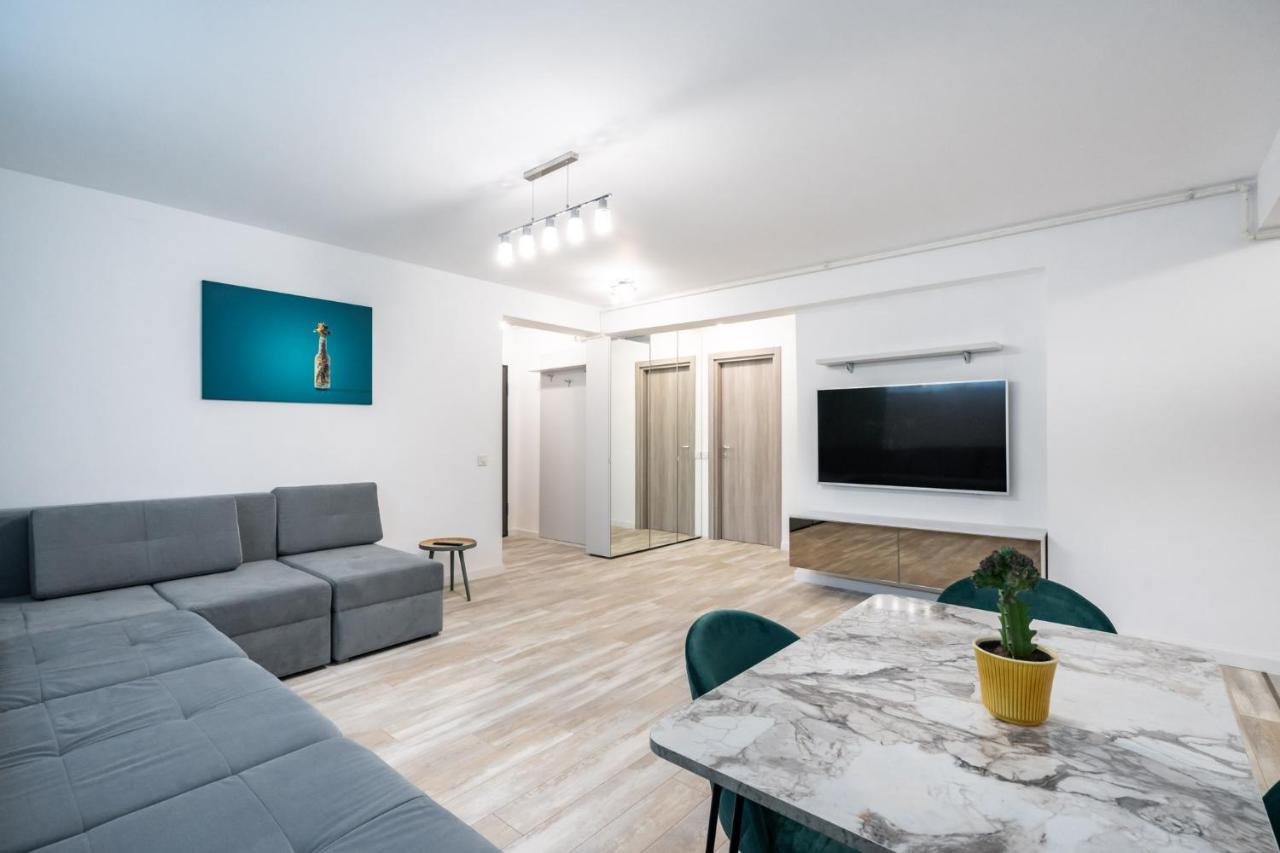 Central Apartment Diamond Бухарест Екстер'єр фото